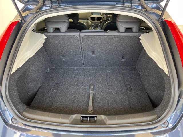 ボルボ Ｖ４０ Ｔ４ ＳＥ 6.9万Km (大阪府)[028]の中古車詳細