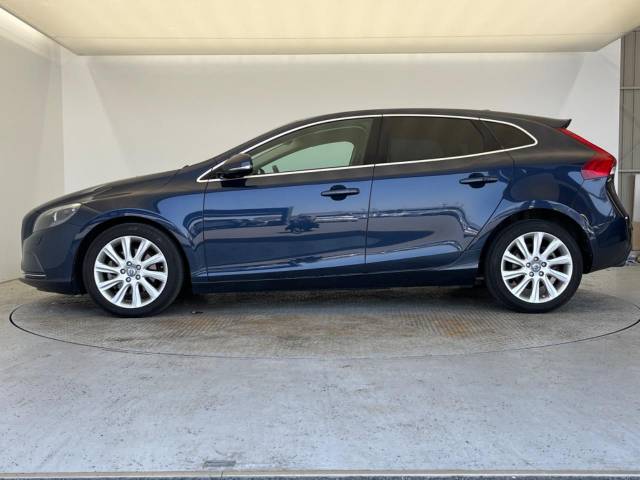 ボルボ Ｖ４０ Ｔ４ ＳＥ 6.9万Km (大阪府)[028]の中古車詳細