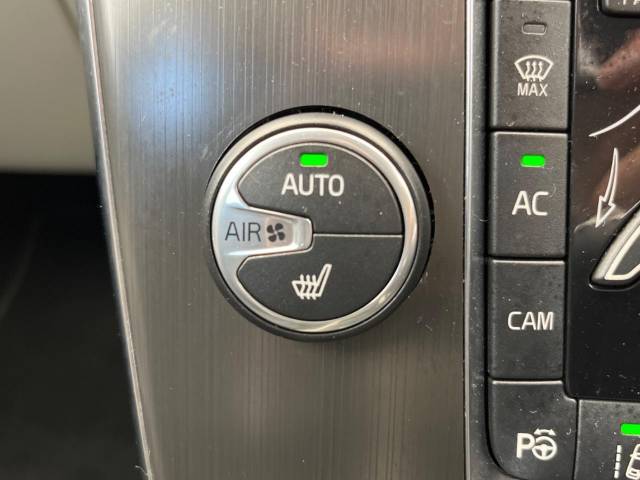 ボルボ Ｖ４０ Ｔ４ ＳＥ 6.9万Km (大阪府)[028]の中古車詳細