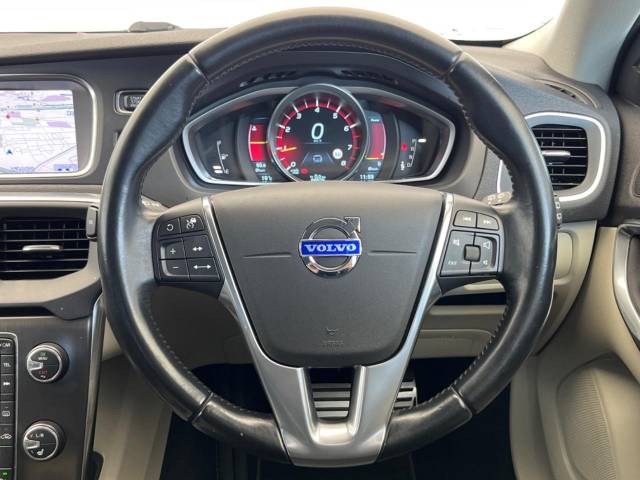 ボルボ Ｖ４０ Ｔ４ ＳＥ 6.9万Km (大阪府)[028]の中古車詳細