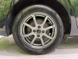 カローラフィールダー ハイブリッドの中古車画像