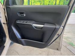 イグニス ハイブリッドＭＧ リミテッドの中古車画像