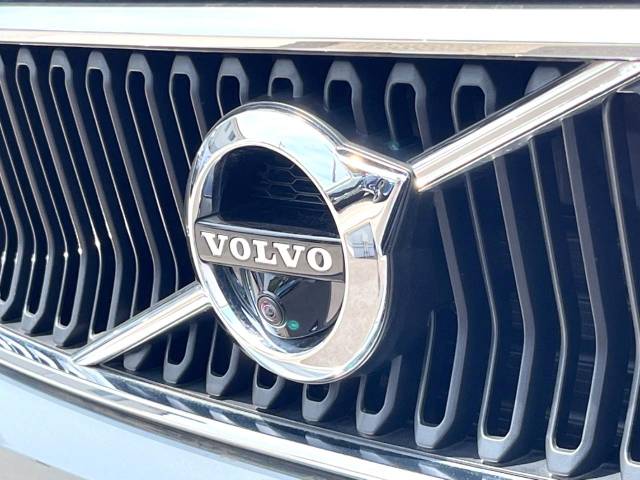 ボルボ ＸＣ４０ Ｂ４ ＡＷＤ モメンタム 0.5万Km (大分県)[104]の中古車詳細