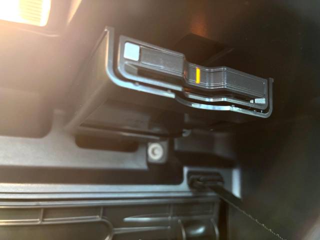 ボルボ ＸＣ４０ Ｂ４ ＡＷＤ モメンタム 0.5万Km (大分県)[104]の中古車詳細