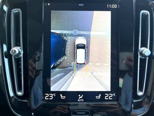 ボルボ ＸＣ４０ Ｂ４ ＡＷＤ モメンタム 0.5万Km (大分県)[104]の中古車詳細