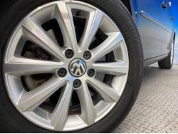 ゴルフトゥーラン ＴＳＩ ハイラインの中古車画像