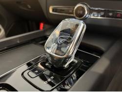 ＸＣ６０ リチャージ プラグインハイブリッド Ｔ８ ＡＷＤ インスクリプションの中古車画像