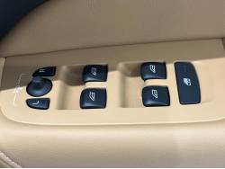 ＸＣ６０ リチャージ プラグインハイブリッド Ｔ８ ＡＷＤ インスクリプションの中古車画像