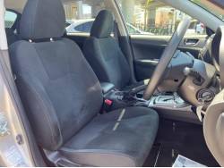 インプレッサ １．５ｉの中古車画像