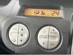 ライフ ディーバの中古車画像