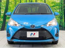 ヴィッツ ハイブリッド ジュエラの中古車画像