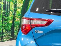 ヴィッツ ハイブリッド ジュエラの中古車画像