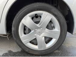 ラクティス Ｘの中古車画像