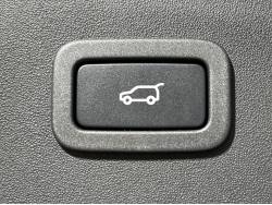 Ｅペイス ＳＥ ２００ＰＳの中古車画像