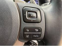 ＮＸ ＮＸ３００ｈの中古車画像