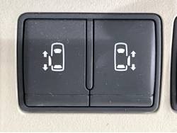 ランディ ２．０Ｇの中古車画像