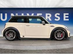 MINI ジョンクーパーワークス（MINI）[6MT]のカタログ詳細