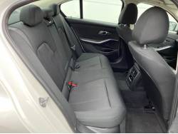 ３シリーズ ３１８ｉの中古車画像