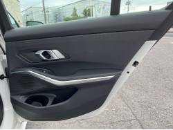 ３シリーズ ３１８ｉの中古車画像