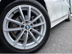 ３シリーズ ３１８ｉの中古車画像