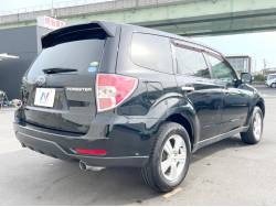 フォレスター ２．０ＸＳの中古車画像