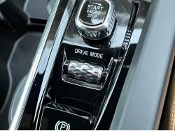 ＸＣ６０ Ｄ４ ＡＷＤ Ｒデザインの中古車画像