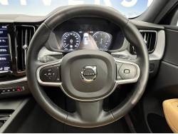 ＸＣ６０ Ｄ４ ＡＷＤ Ｒデザインの中古車画像