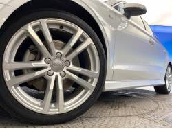 Ａ３セダン １．８ＴＦＳＩクワトロ Ｓラインパッケージの中古車画像