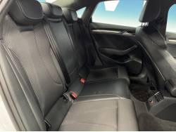 Ａ３セダン １．４ＴＦＳＩシリンダーオンデマンド Ｓラインパッケージの中古車画像