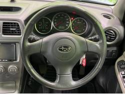 インプレッサスポーツワゴン １５ｉリミテッドの中古車画像