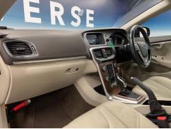 Ｖ４０ ゴミョウユウコ セレクションの中古車画像