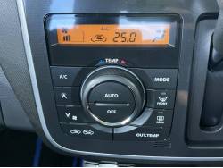 ＡＺワゴンカスタムスタイル ＸＴ－Ｌの中古車画像