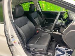 グレイス ハイブリッドＤＸの中古車画像