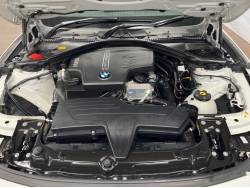 ３シリーズ ３２０ｉの中古車画像