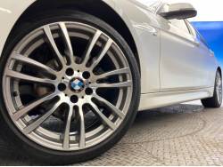 ３シリーズ ３２０ｉ ｘＤｒｉｖｅツーリング エクスクルーシブ スポーツの中古車画像