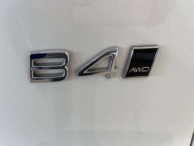 ボルボ ＸＣ４０ Ｂ４ ＡＷＤ Ｒデザイン 2.8万Km (福岡県)[977]の中古車詳細