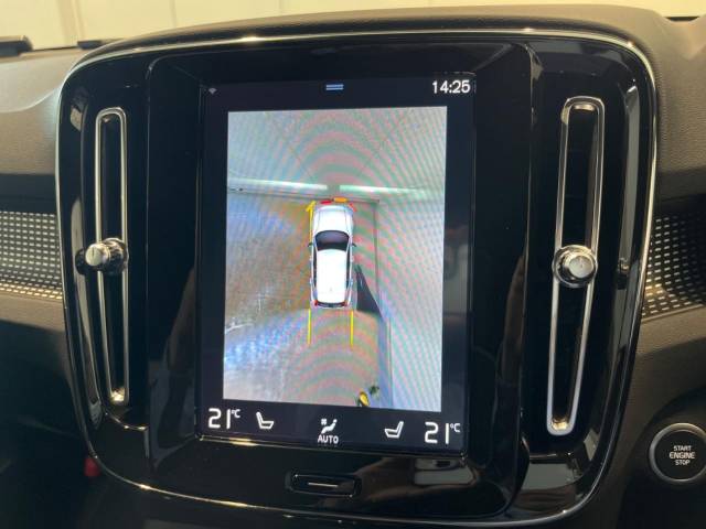 ボルボ ＸＣ４０ Ｂ４ ＡＷＤ Ｒデザイン 2.8万Km (福岡県)[977]の中古車詳細