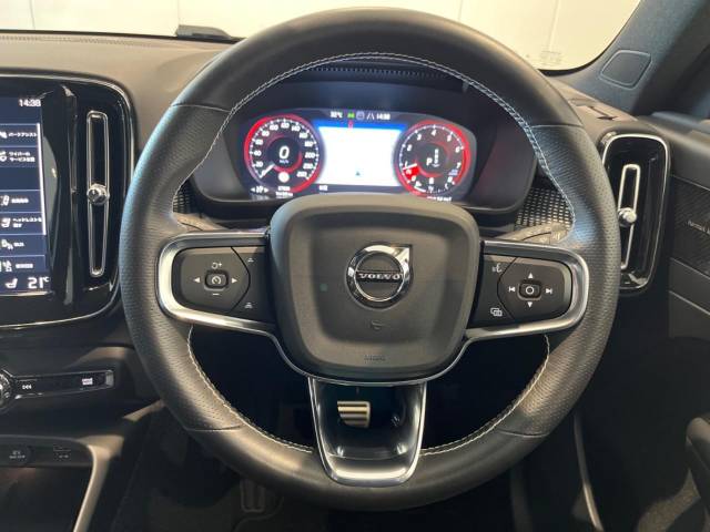 ボルボ ＸＣ４０ Ｂ４ ＡＷＤ Ｒデザイン 2.8万Km (福岡県)[977]の中古車詳細