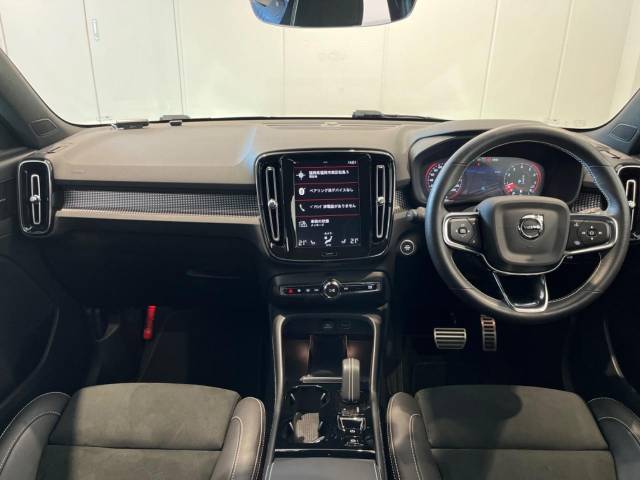 ボルボ ＸＣ４０ Ｂ４ ＡＷＤ Ｒデザイン 2.8万Km (福岡県)[977]の中古車詳細