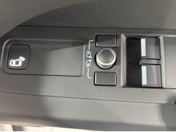 ディフェンダー ９０Ｓ Ｐ３００ コイルサスペンション装着車の中古車画像