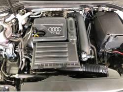 Ａ３セダン ３０ＴＦＳＩ スポーツの中古車画像