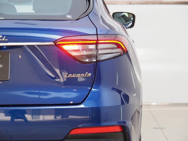 マセラティ レヴァンテ モデナＳ 0.5万Km 1,149.1万円(宮城県)[398]の中古車詳細