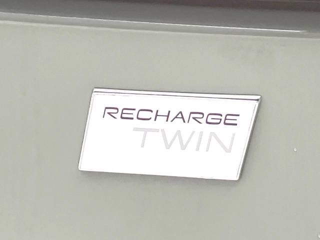 ボルボ Ｃ４０リチャージ リチャージ アルティメットツインモーター 0.5万Km (神奈川県)[552]の中古車詳細