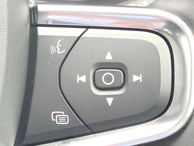 ボルボ Ｃ４０リチャージ リチャージ アルティメットツインモーター 0.5万Km (神奈川県)[552]の中古車詳細