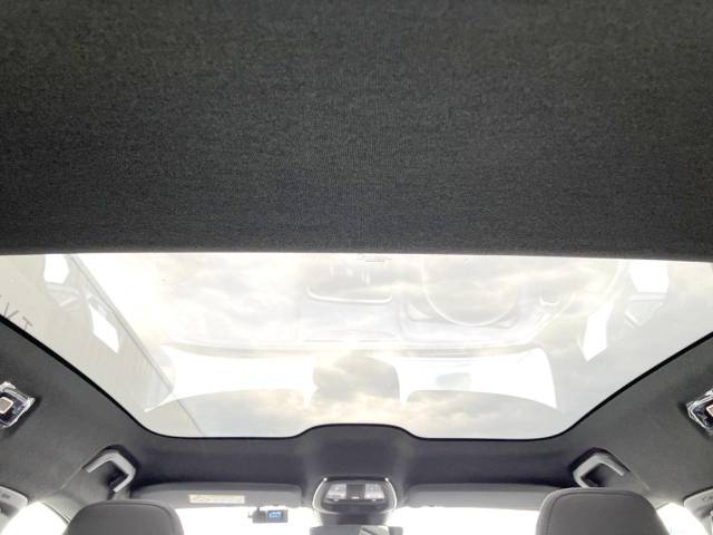 ボルボ Ｃ４０リチャージ リチャージ アルティメットツインモーター 0.5万Km (神奈川県)[552]の中古車詳細