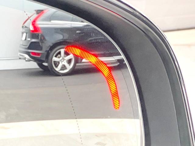 ボルボ Ｃ４０リチャージ リチャージ アルティメットツインモーター 0.5万Km (神奈川県)[552]の中古車詳細