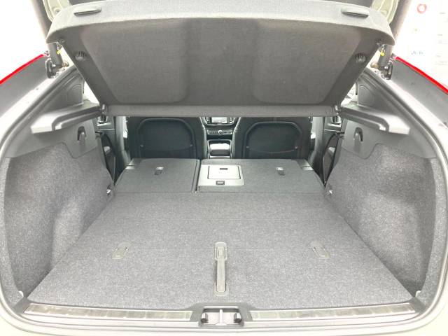 ボルボ Ｃ４０リチャージ リチャージ アルティメットツインモーター 0.5万Km (神奈川県)[552]の中古車詳細