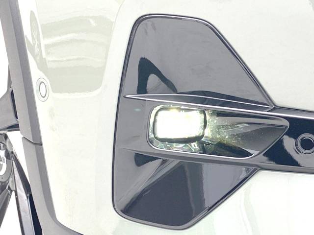 ボルボ Ｃ４０リチャージ リチャージ アルティメットツインモーター 0.5万Km (神奈川県)[552]の中古車詳細