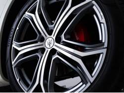 レヴァンテ グランルッソの中古車画像