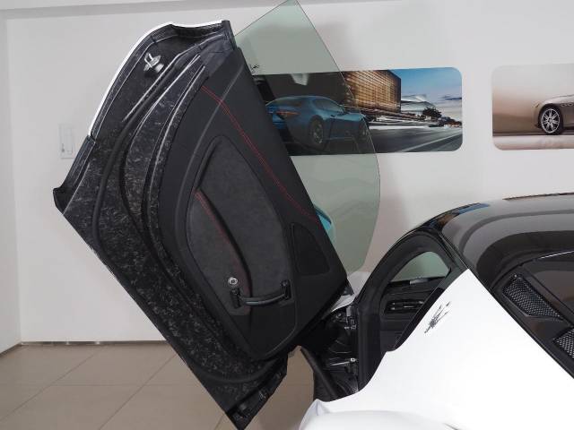 マセラティ ＭＣ２０ ベースグレード 0.2万Km 2,469.9万円 2022年式[412]の中古車詳細(宮城県)